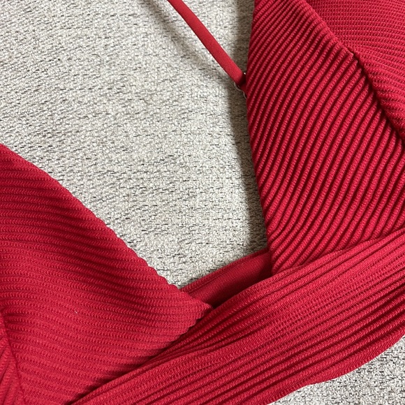 H&M Red Ribbed Bikini Set, size US 4, EUC - Picture 13 of 16